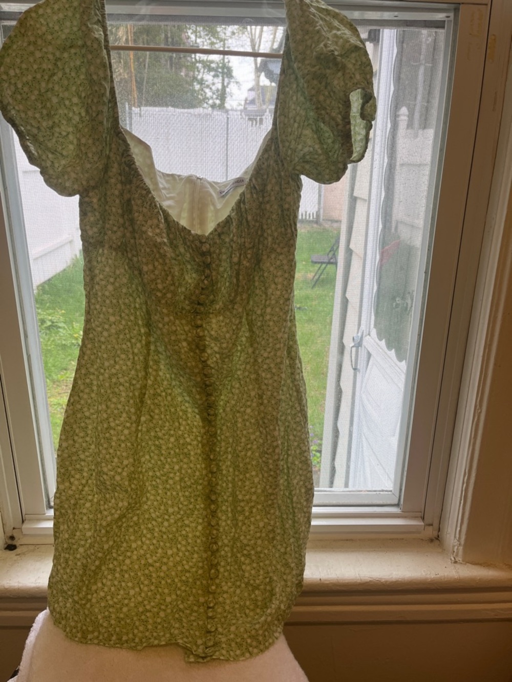 Light Green Floral Mini Dress with Puff Sleeves